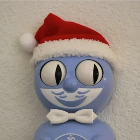 Kit-Cat Klock Clock Christmas Accessories – Santa Hat and Green & White Scarf - Picture 4 of 8